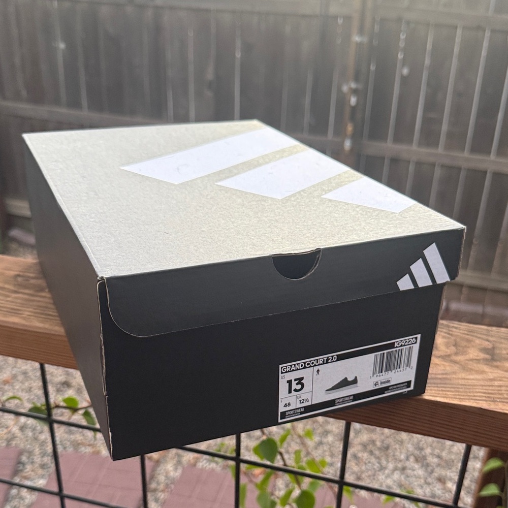 Adidas Grand Court 2.0 Shoe Box in Black and White